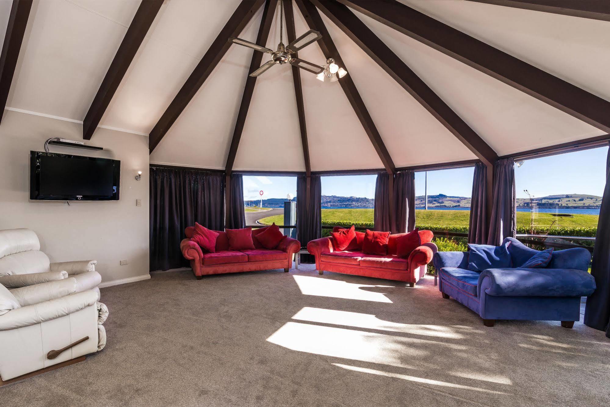 Accent On Motor Taupo